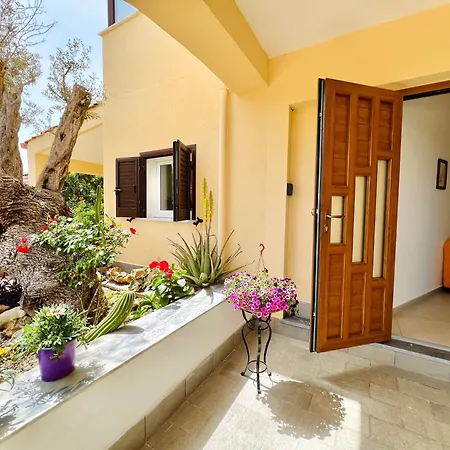 Apartment L'angolo Del Saraceno Carini